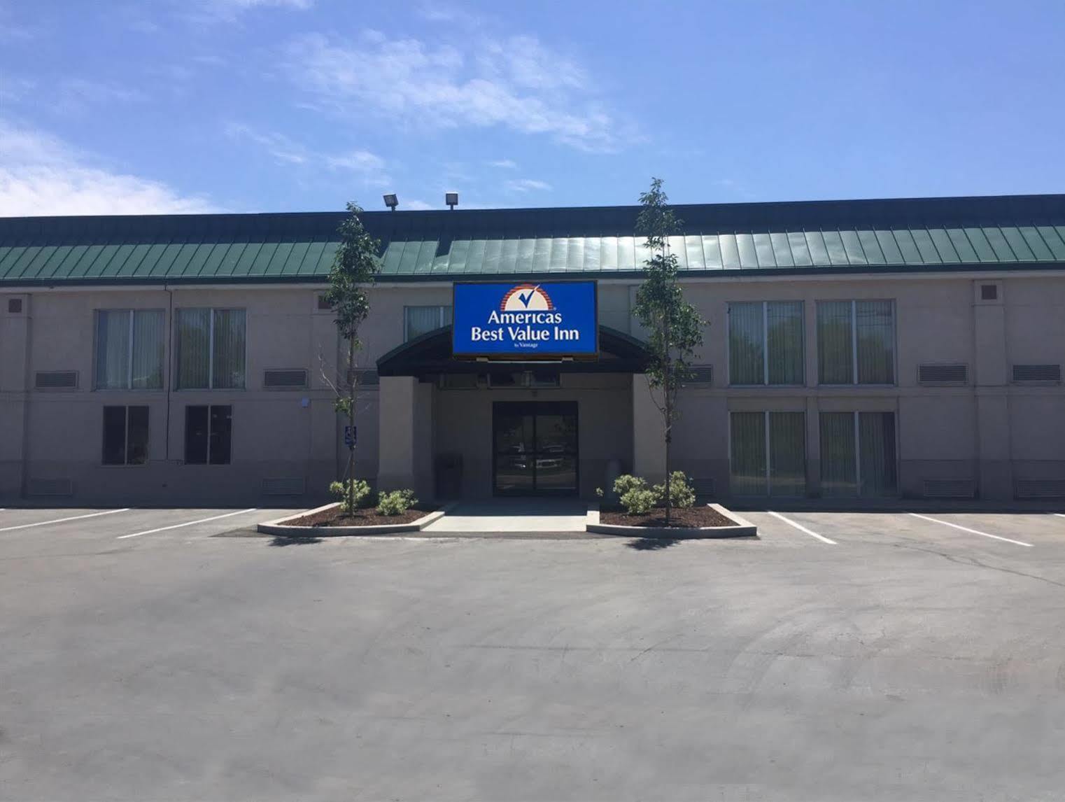 Americas Best Value Inn & Suites-Boise Exterior photo